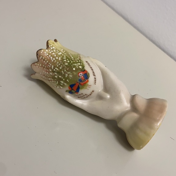 Vintage W&R Carlton China Stoke on Trent Lucky White Heather From Brighton Vase - Picture 10 of 14